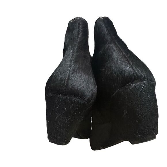 Matisse Black Nugent Calf Hair Ankle wedge Booties - 9 - Picture 5 of 9